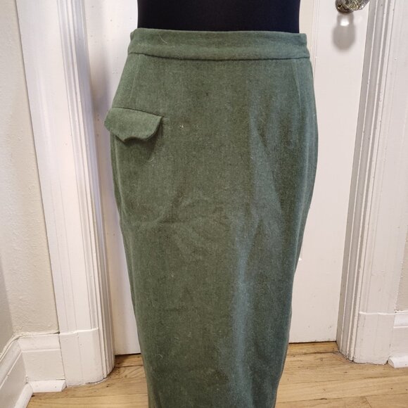 Vintage green wool pencil skirt with single pocket - Picture 7 of 9